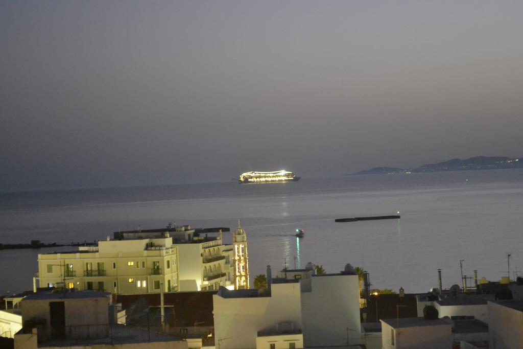 Meltemi Hotel Tinos Island Екстер'єр фото